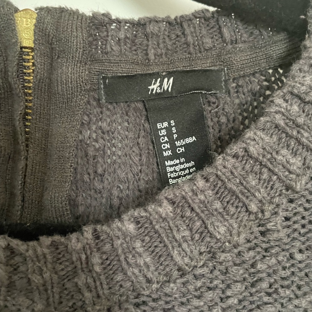H&M Textured Sweater - Picture 2 of 5